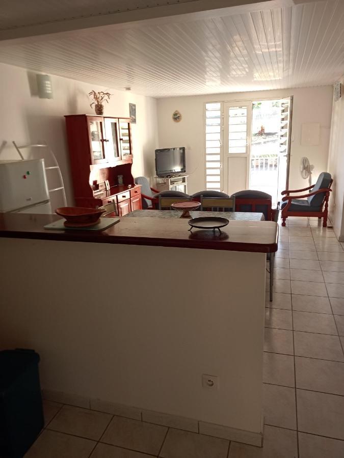 Charmant Appartement Verdoyant Le Morne-Vert 外观 照片