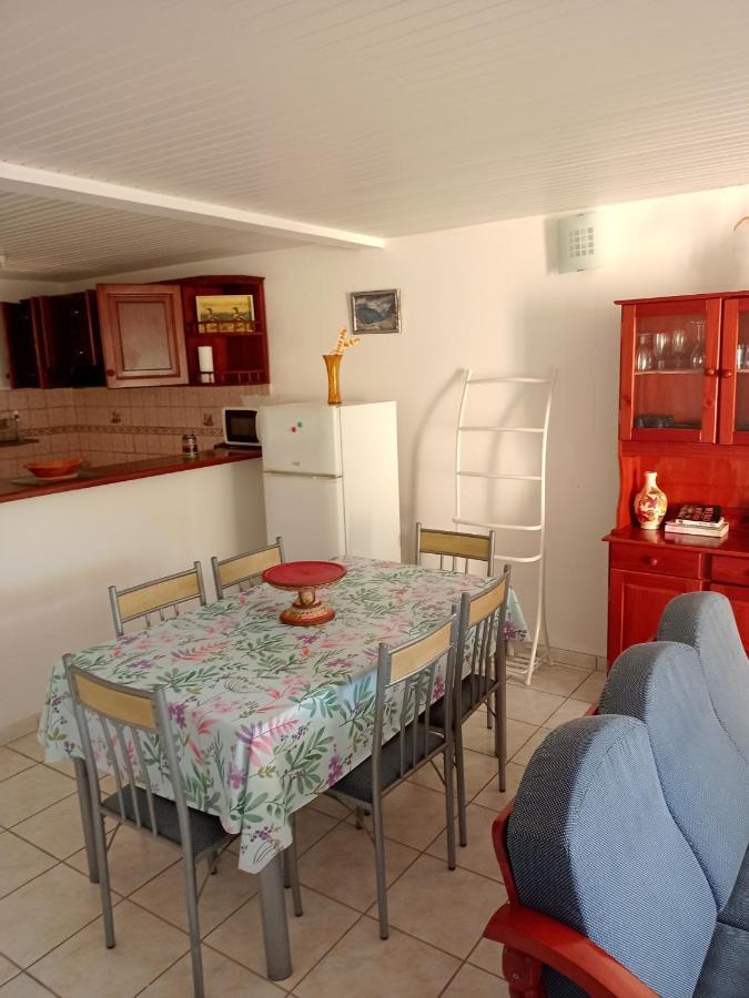 Charmant Appartement Verdoyant Le Morne-Vert 外观 照片